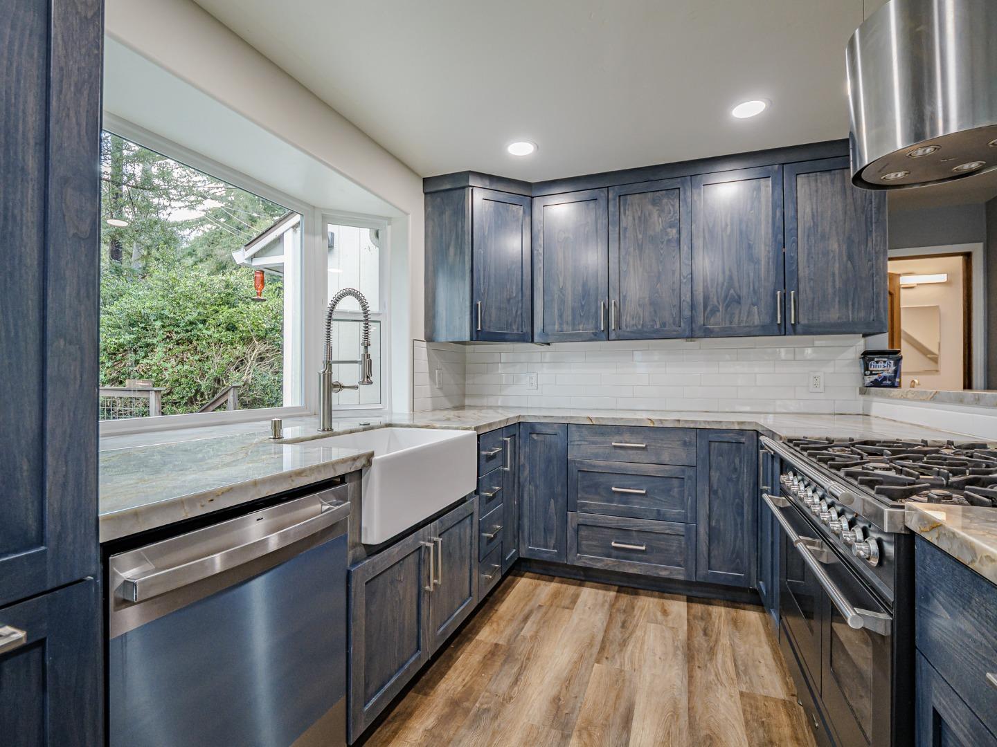 21496 Mary Alice WAY
