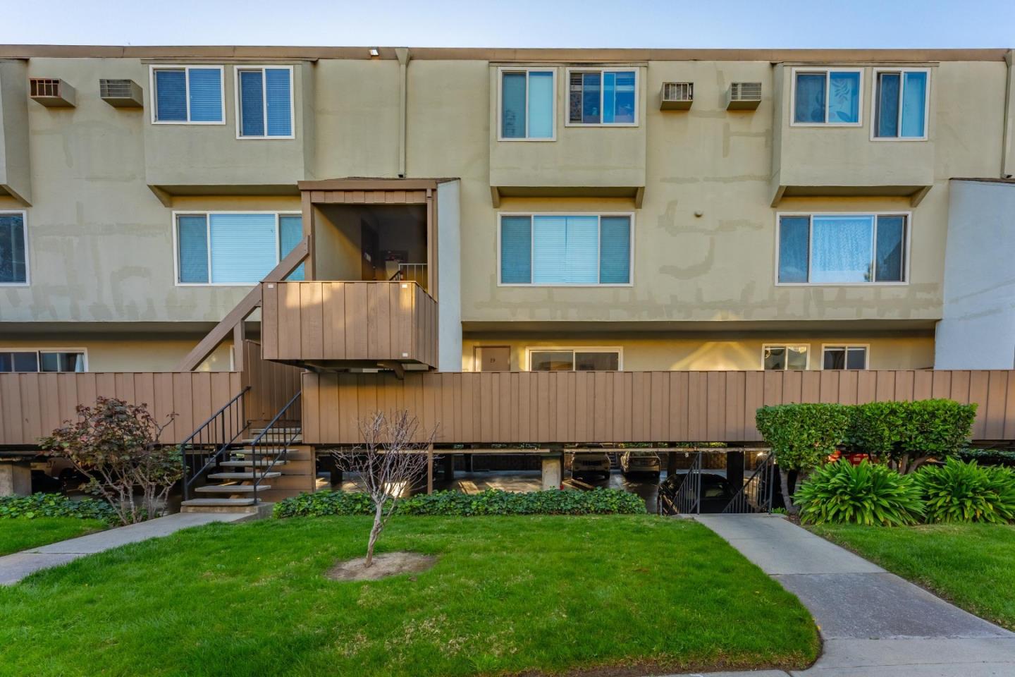 410 Auburn WAY 19