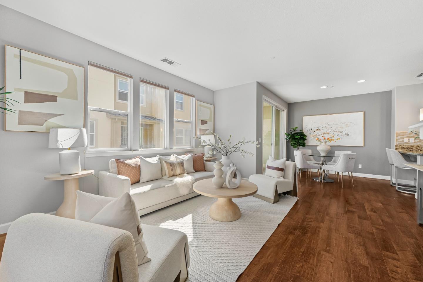 595 San Rivera TER - Interior