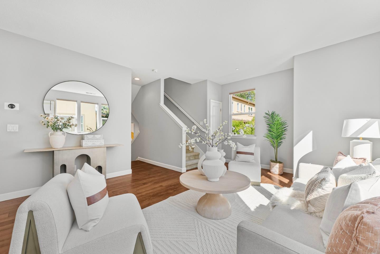 595 San Rivera TER - Living area