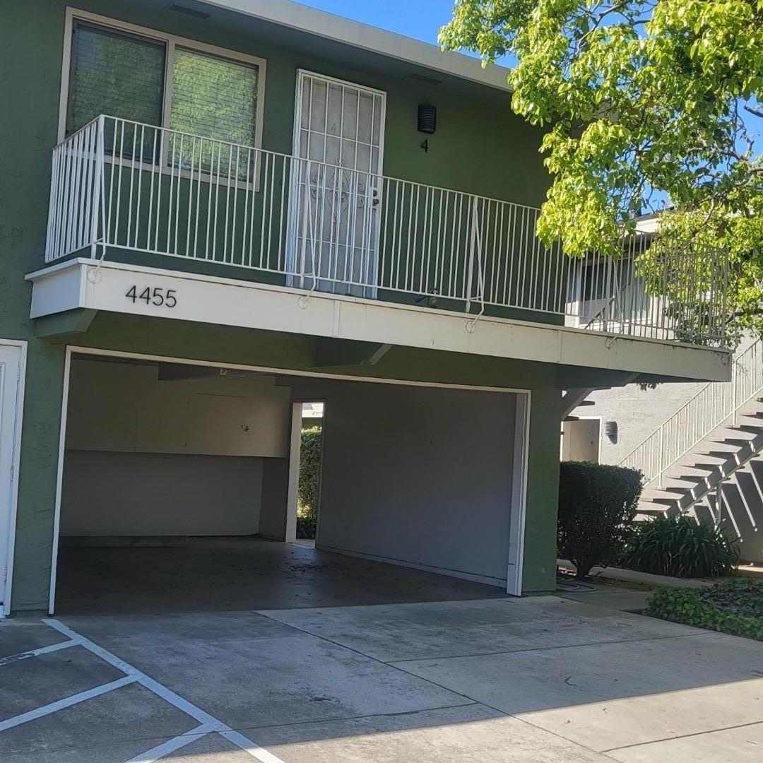 4455 Jade ST 4