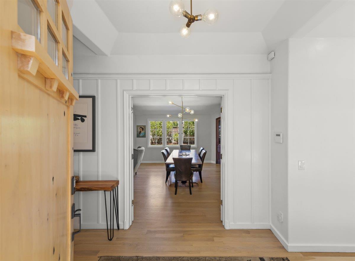 16995 Pine WAY - Kitchen