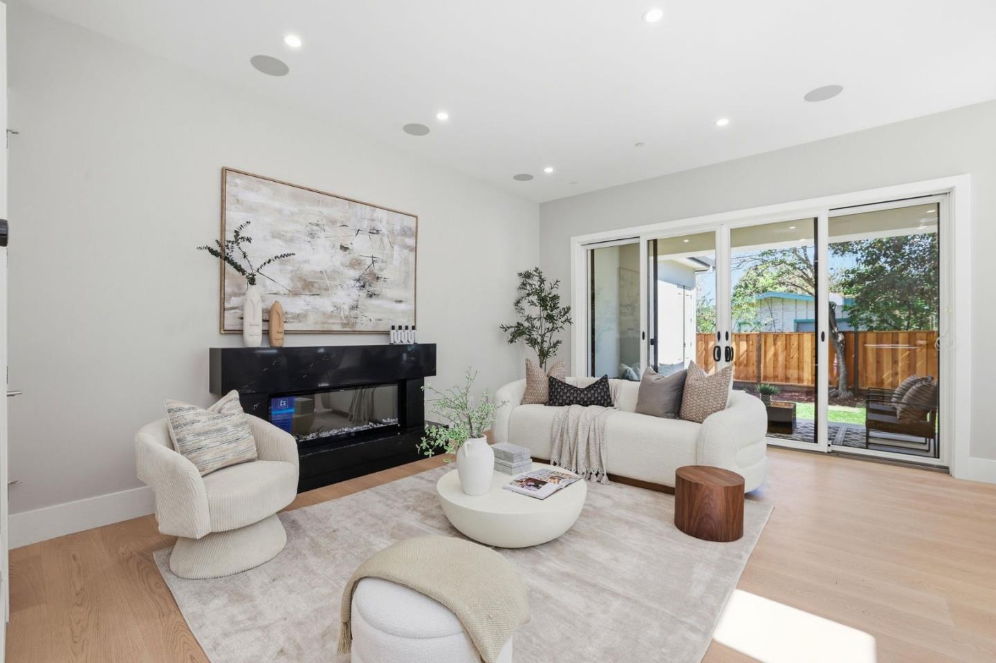10536 S Tantau AVE - Kitchen