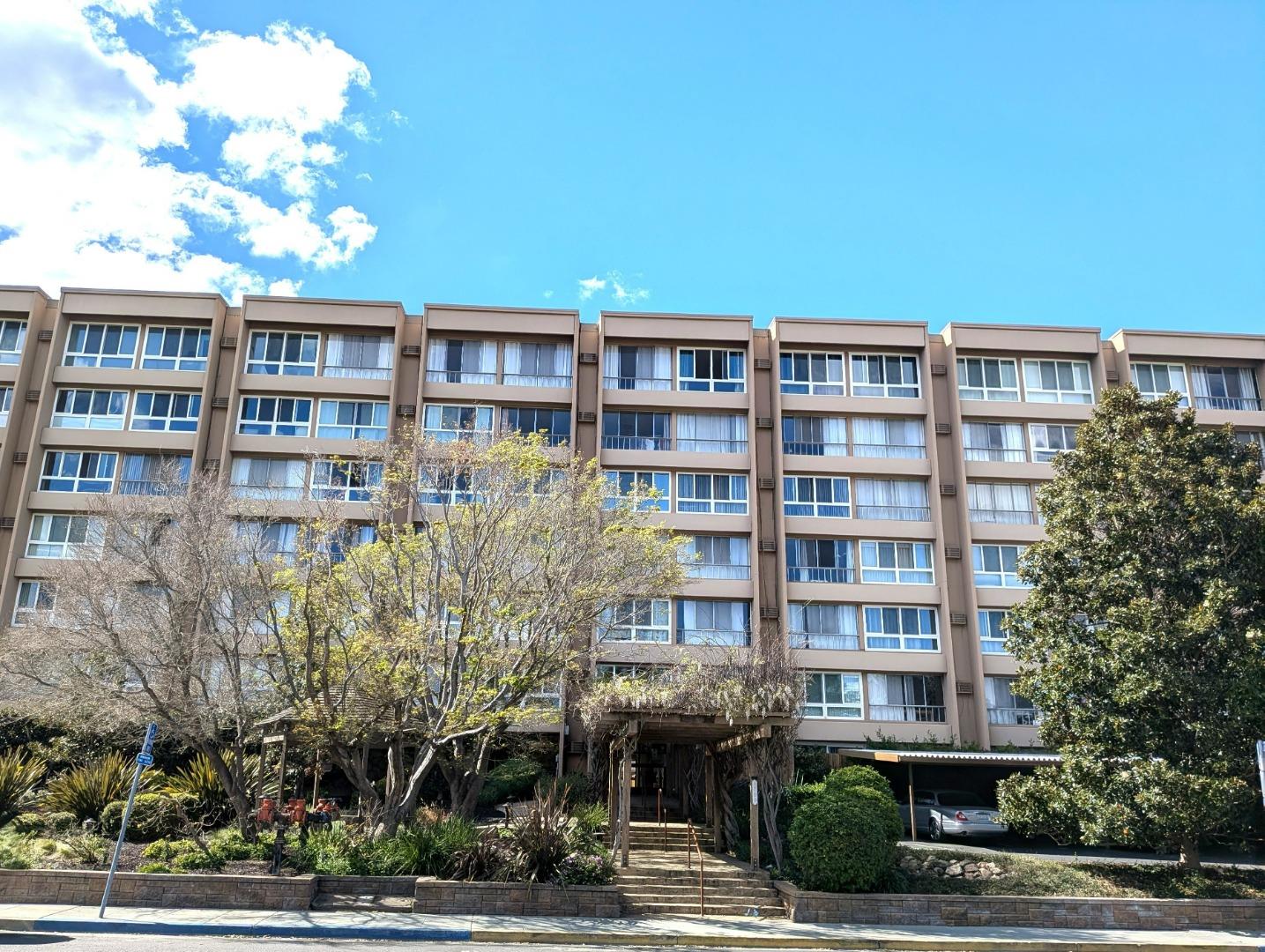 1700 Civic Center DR 209