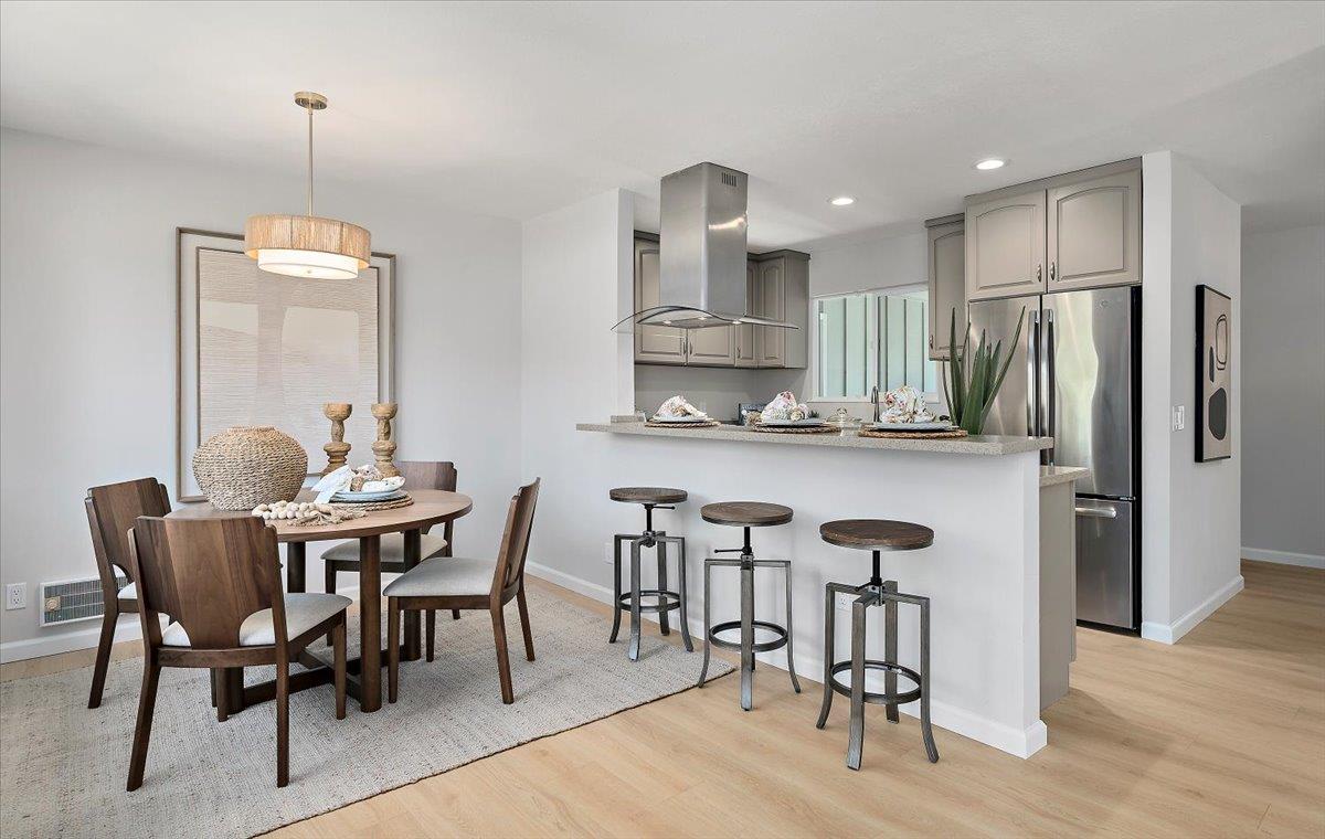 1093 Reed AVE C - Kitchen