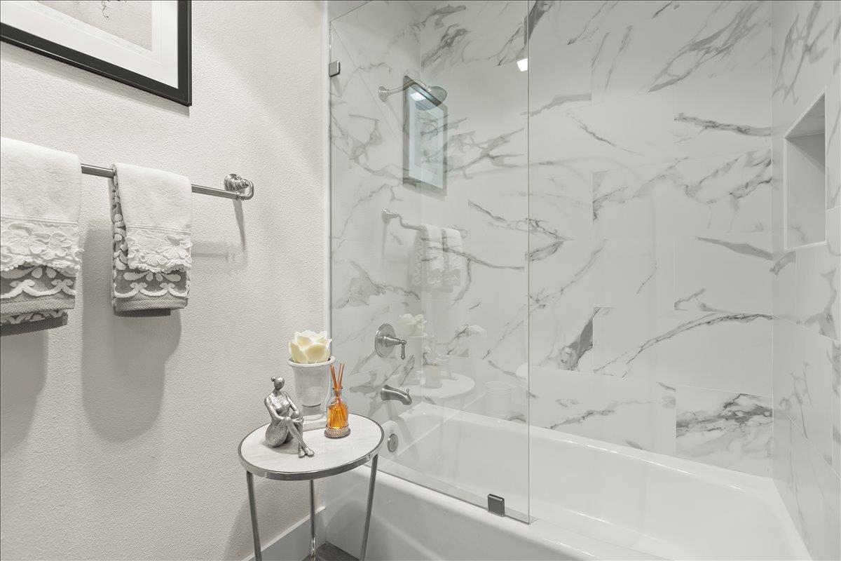 5100 El Camino Real 108 - Bathroom