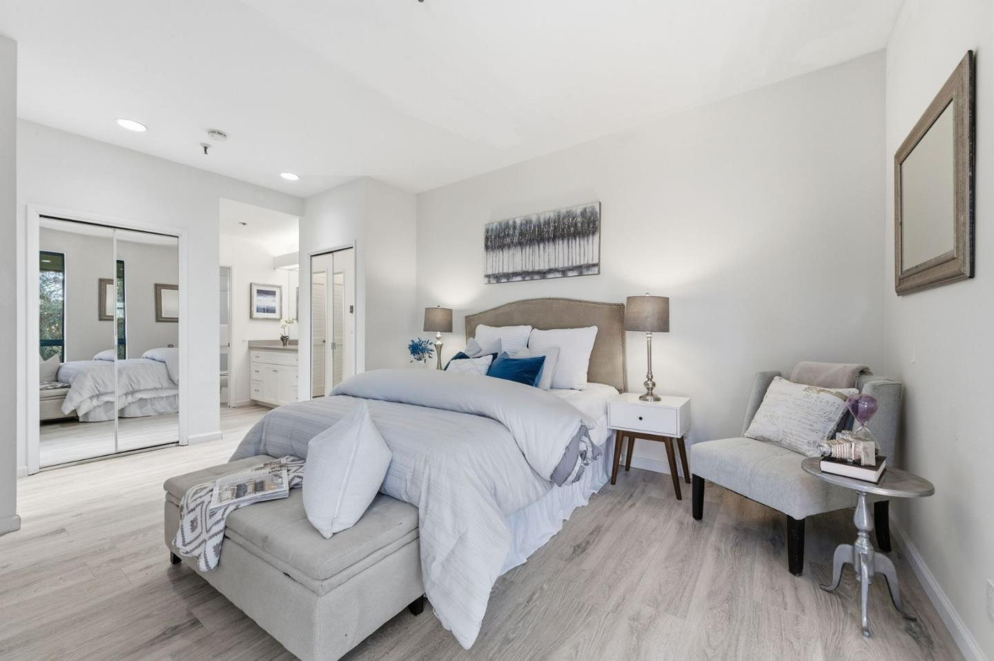 4250 El Camino Real A305 - Bathroom