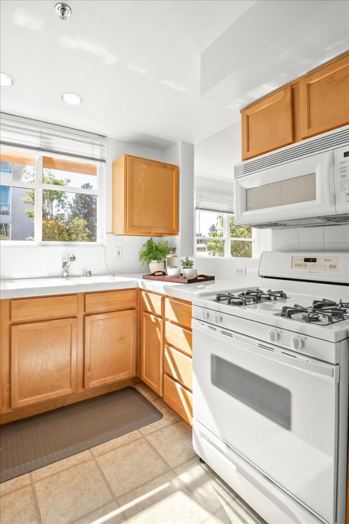 108 Bryant ST 28 - Bedroom