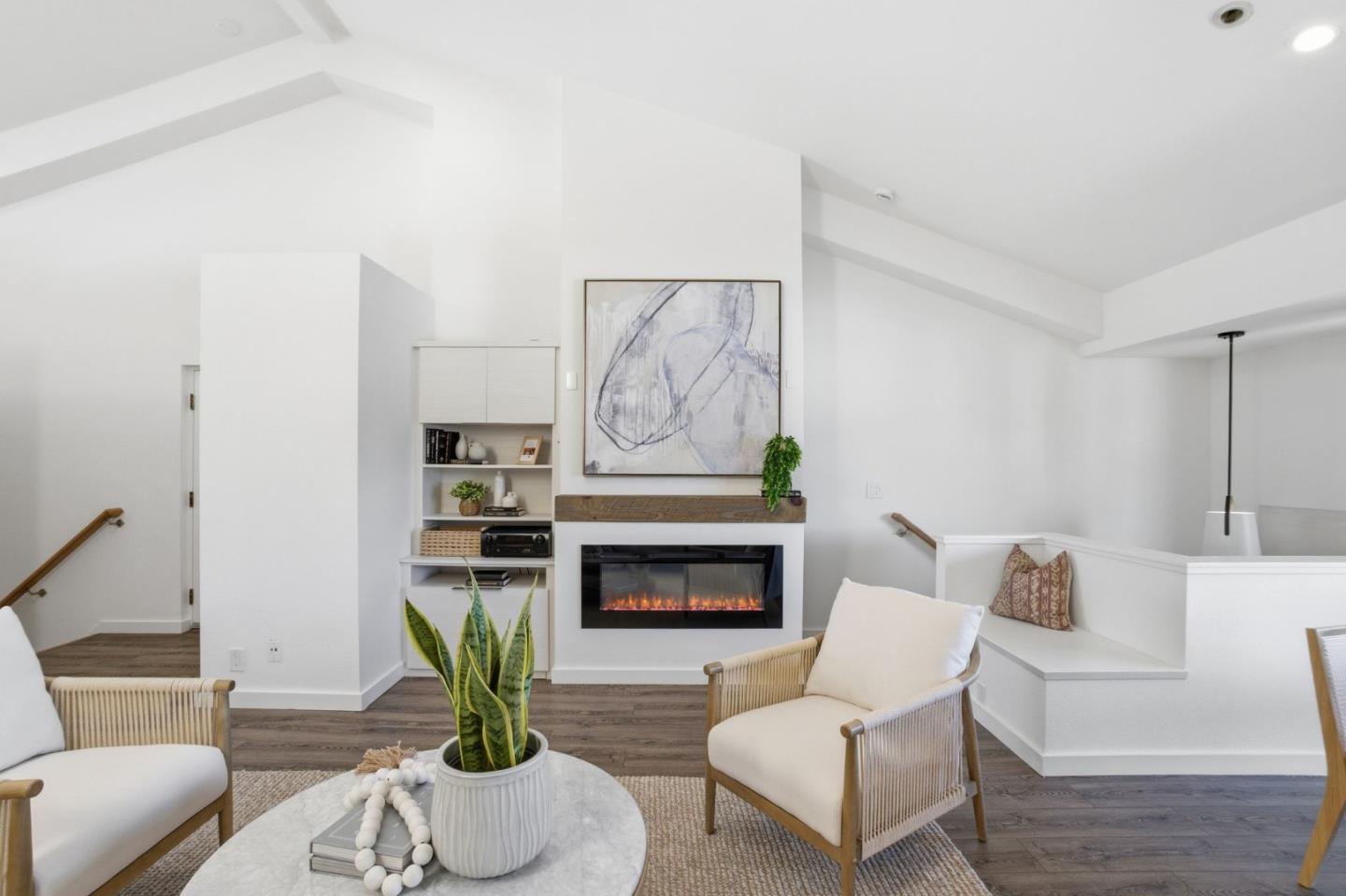 685 High ST 5A - Living area