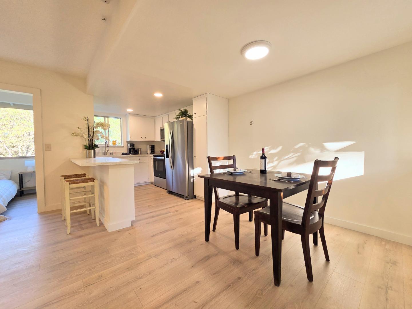 14225 Lora DR 51 - Living area
