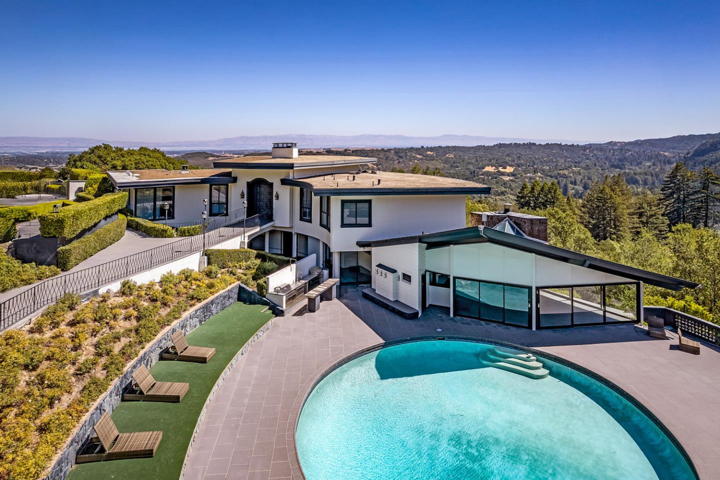 835 La Honda RD
