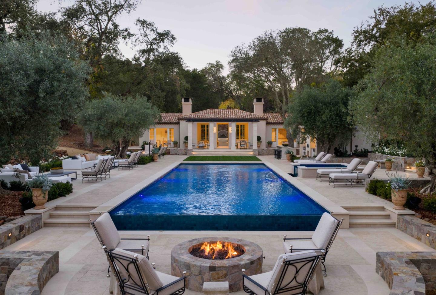307 Olive Hill LN - Backyard