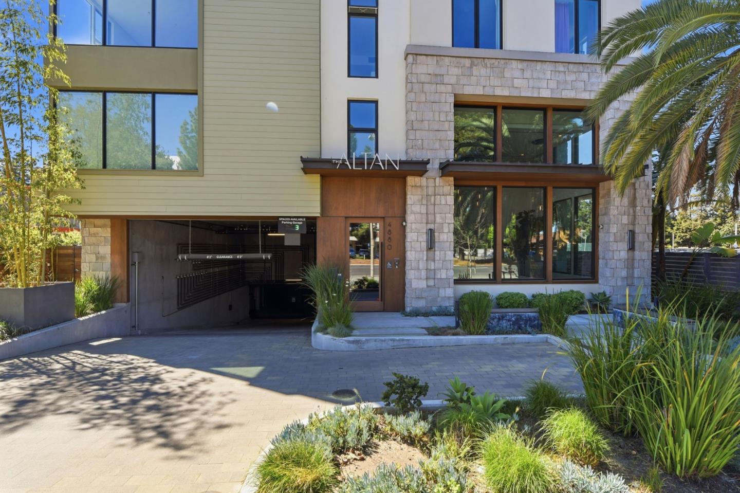 4880 El Camino Real 23 - Interior