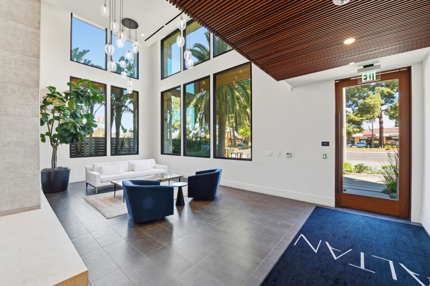 4880 El Camino Real 23 - Living area