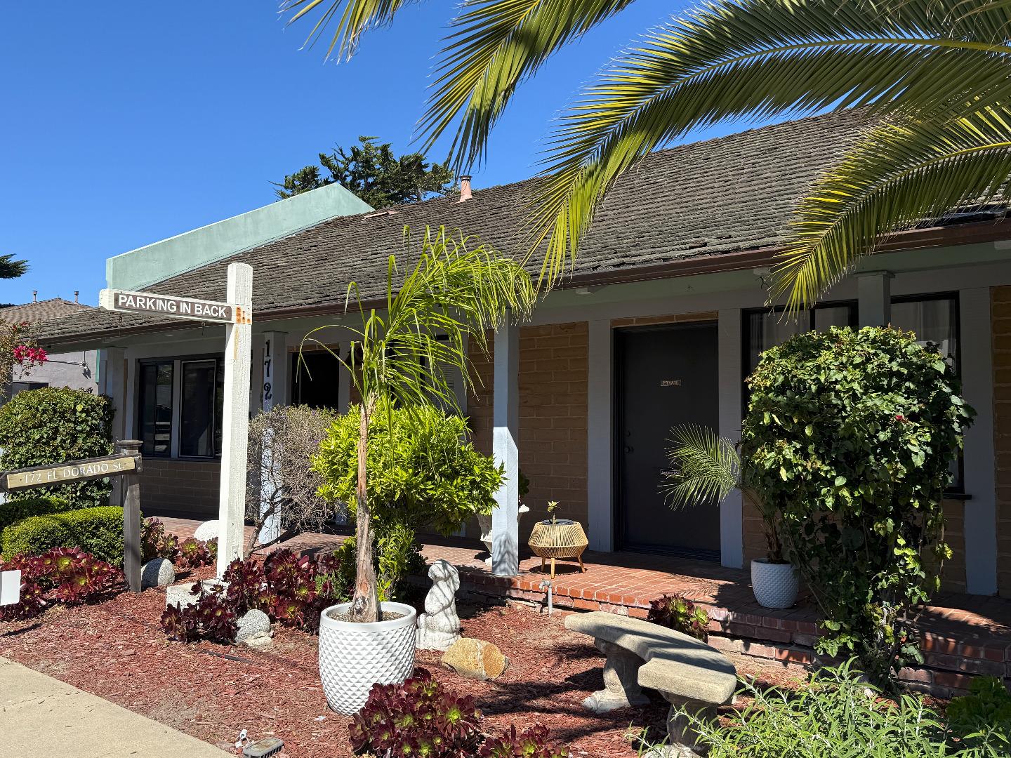 167 Davis LN