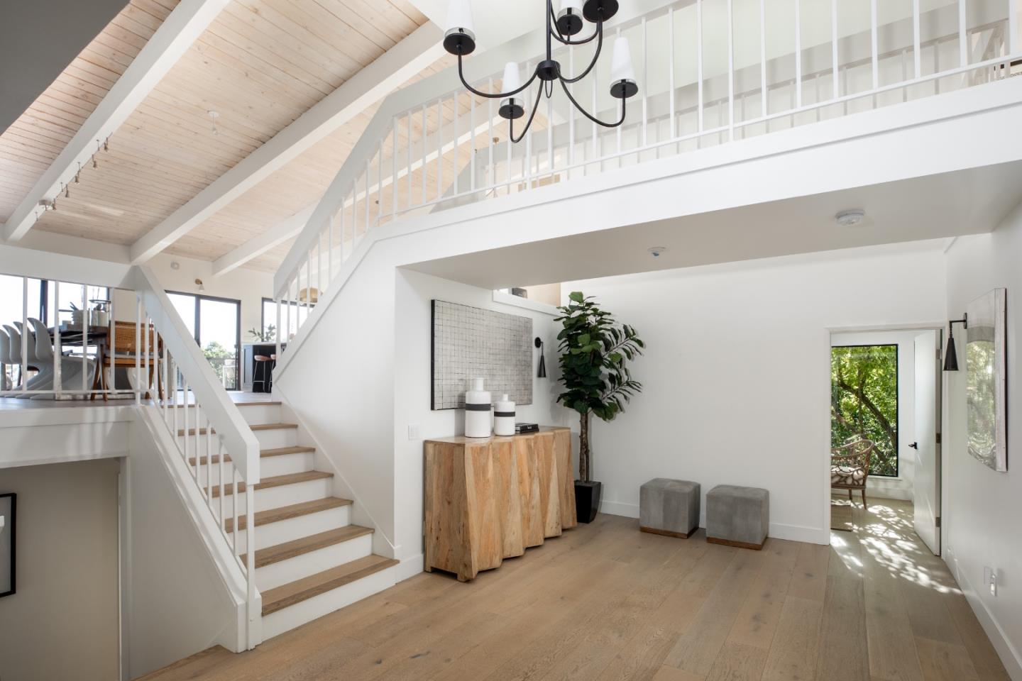 10669 Magdalena RD - Interior
