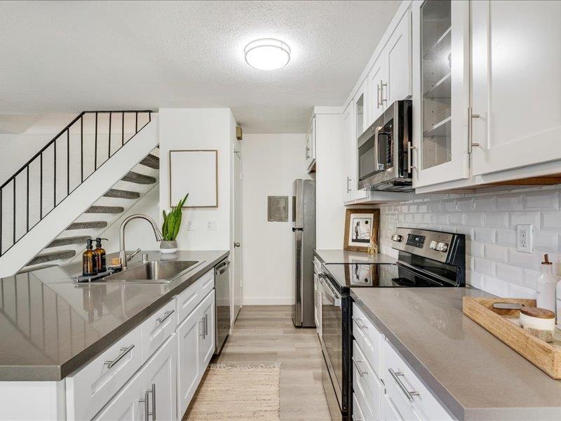 4475 Diamond ST 3 - Bathroom