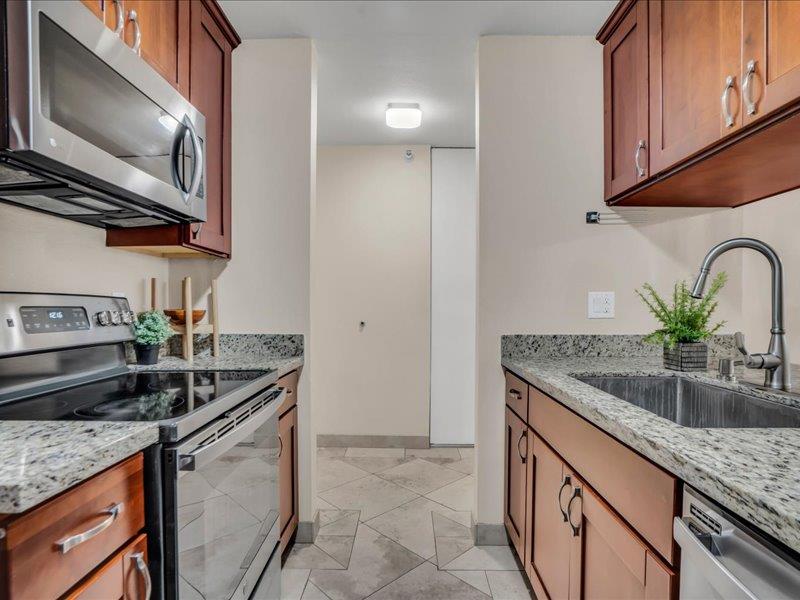 7101 Shelter Creek LN - Interior