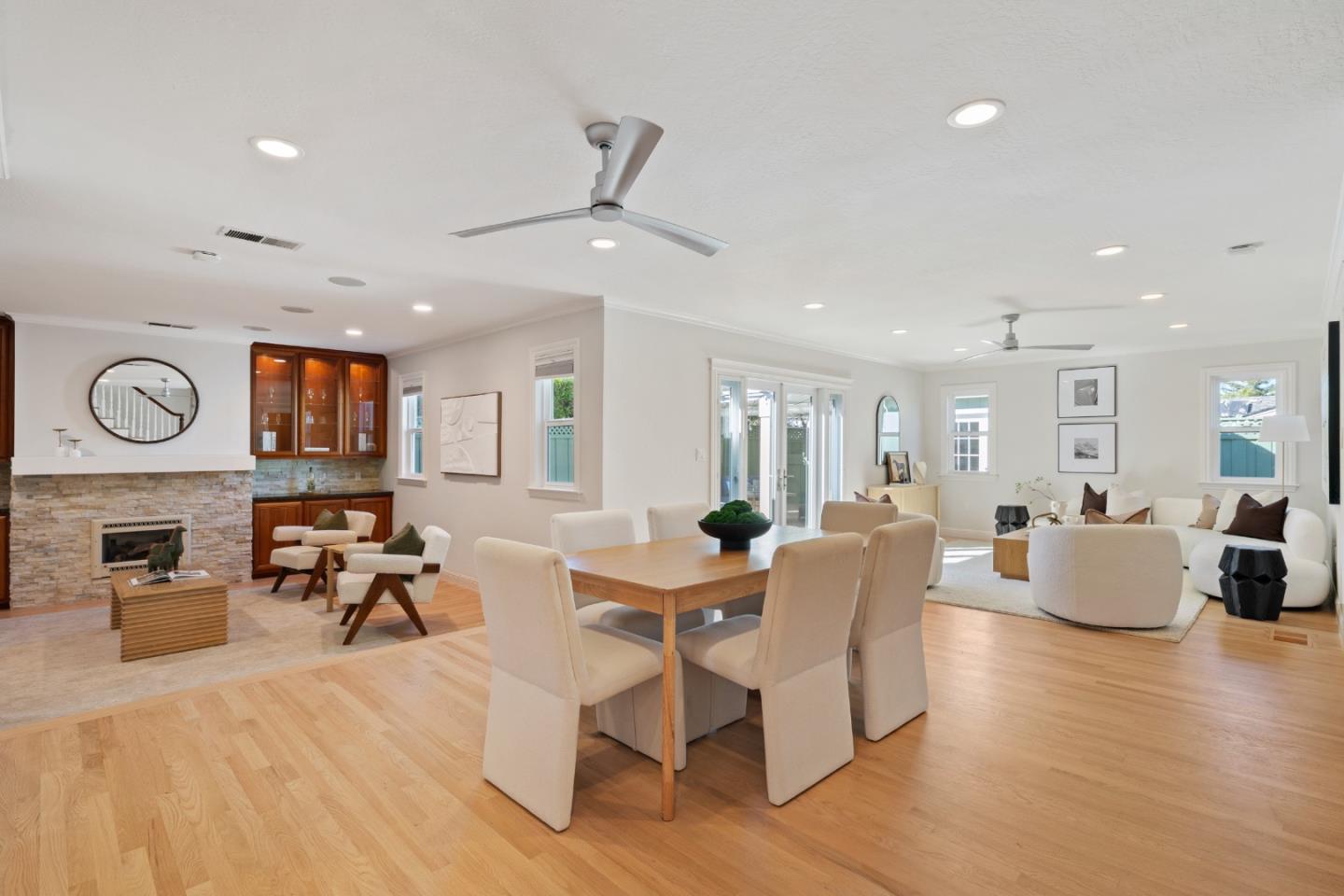 5087 Harwood RD - Kitchen