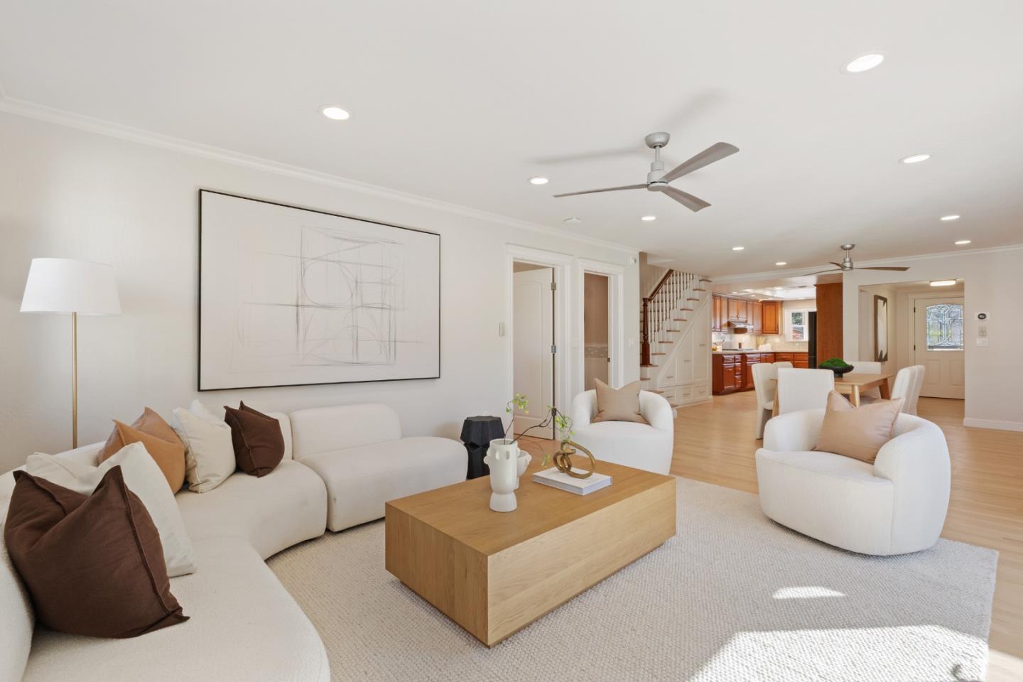 5087 Harwood RD - Living area