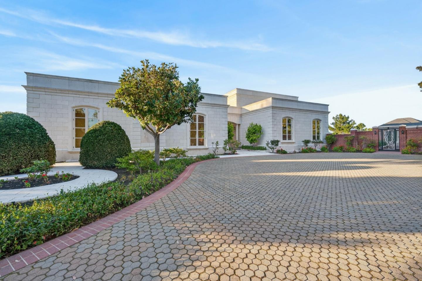 18331 Lexington DR - Interior