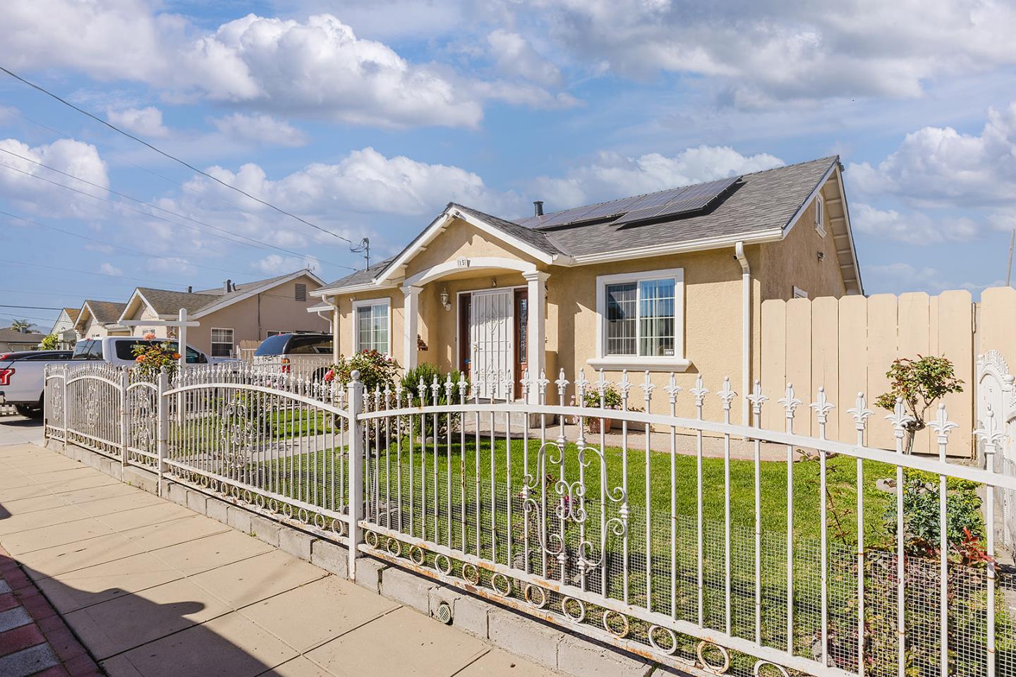 15 Rincon AVE