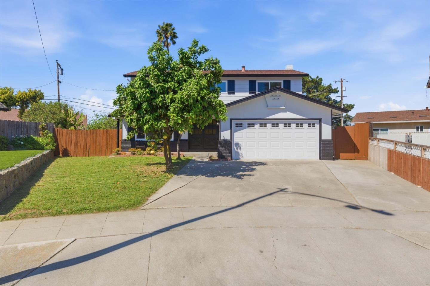 137 Carling CT