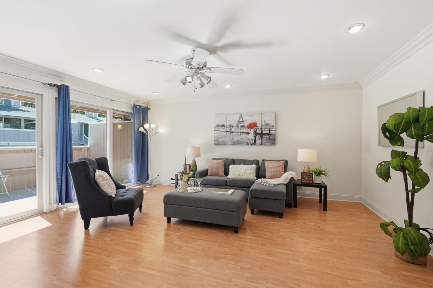 500 W Middlefield RD 20