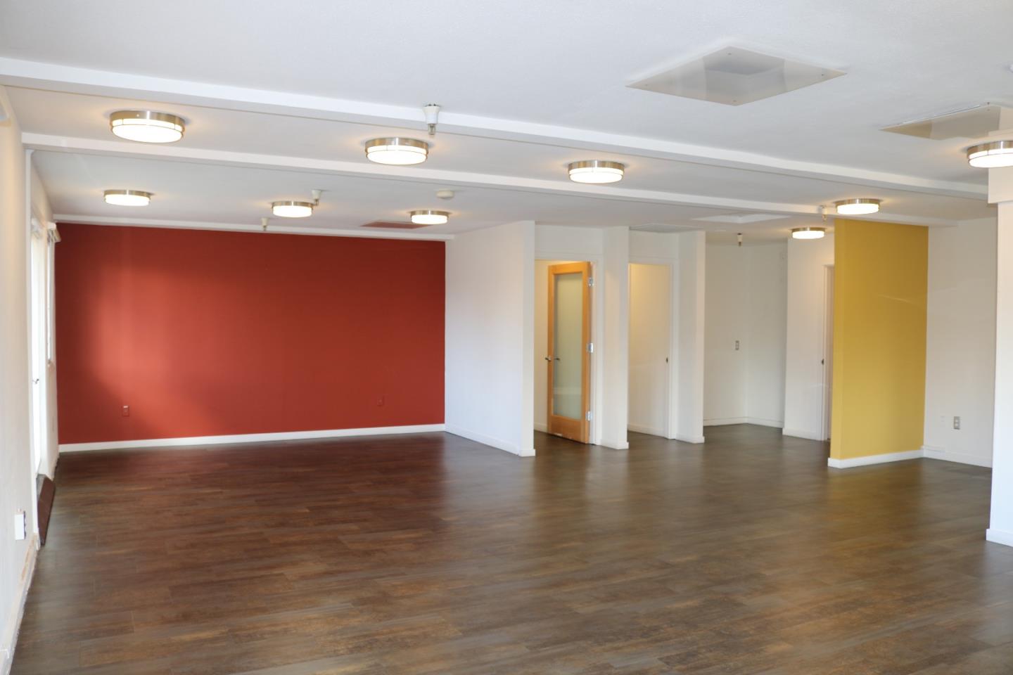 1800 El Camino Real - Bedroom