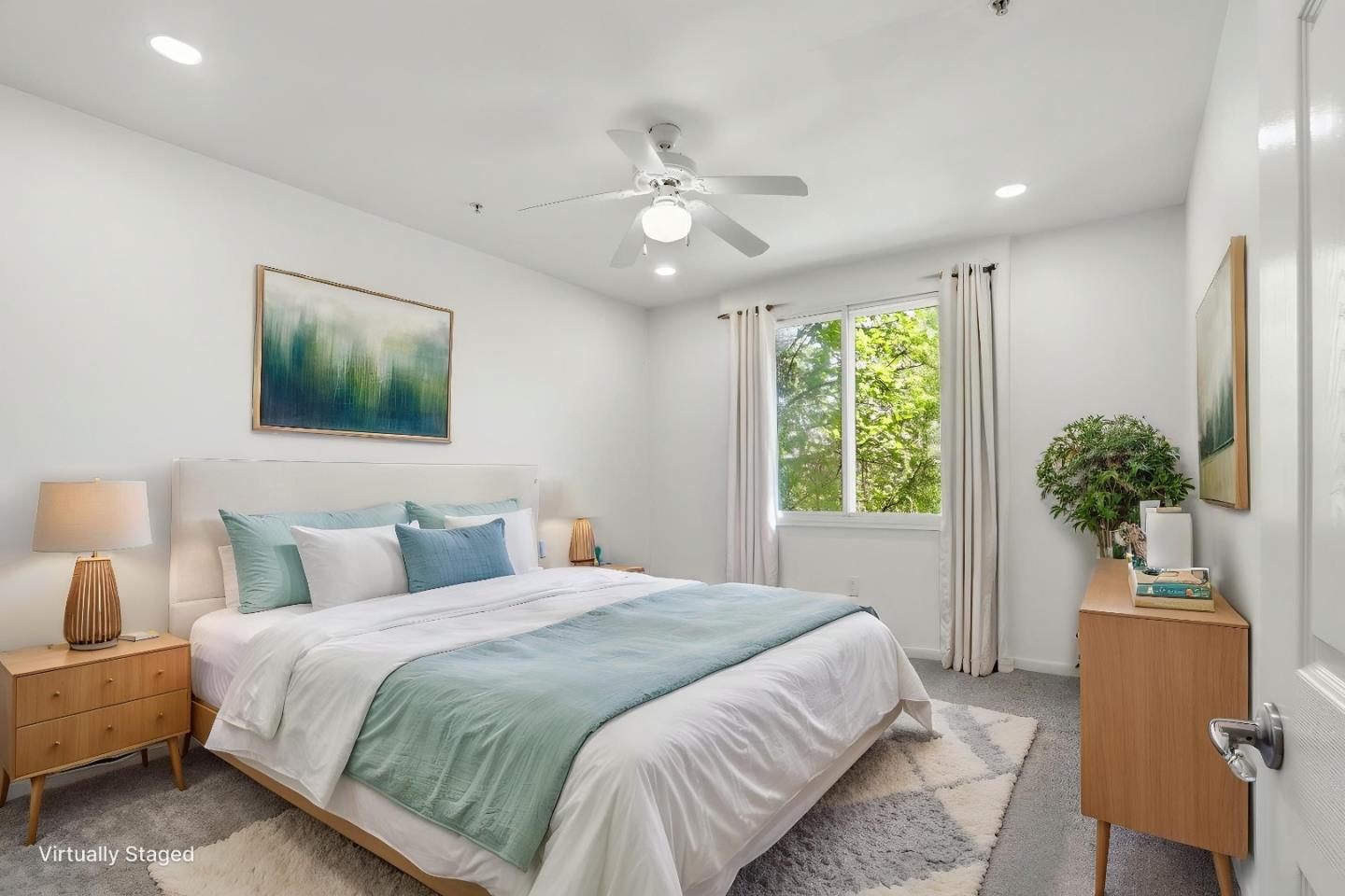1101 S Main ST 316 - Bedroom