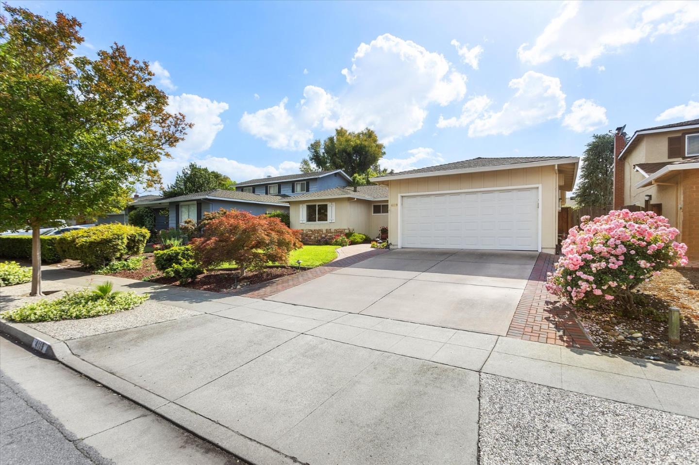 4119 Heppner LN - Kitchen