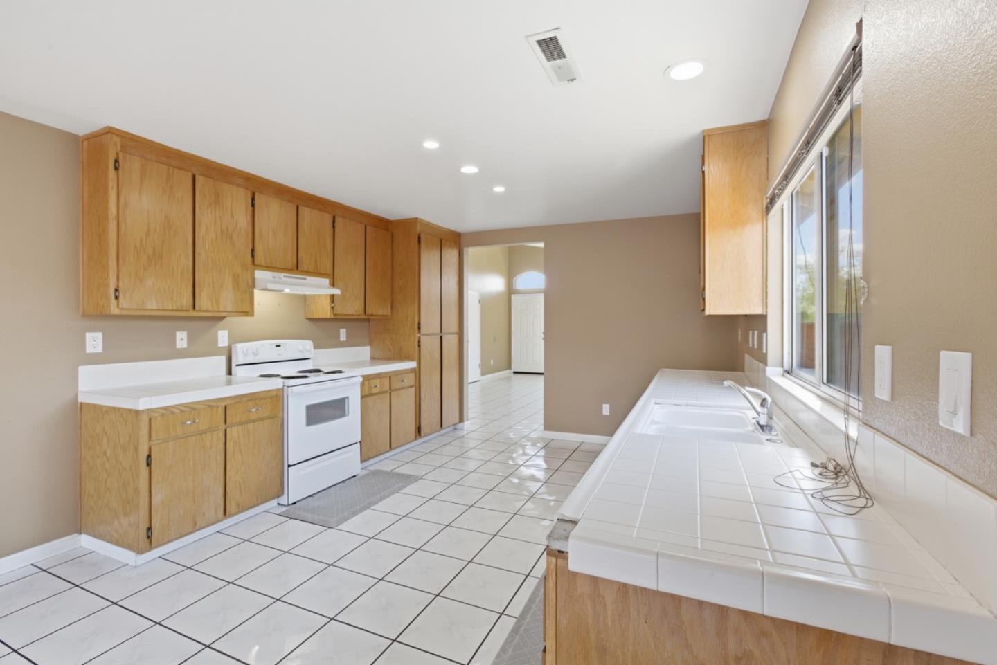 449 Sage CT - Backyard