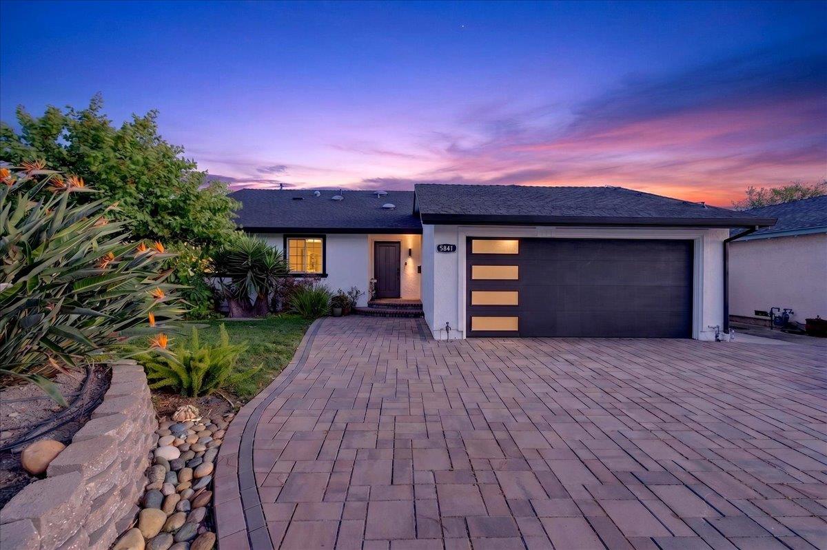 5841 Santa Teresa BLVD