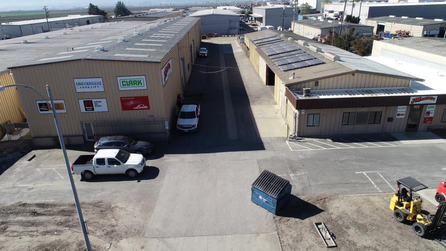 1360 Burton AVE 1360 1366