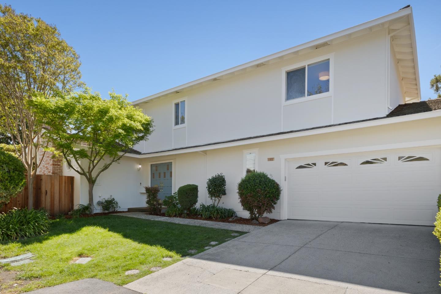 1102 Blue Lake SQ - Interior