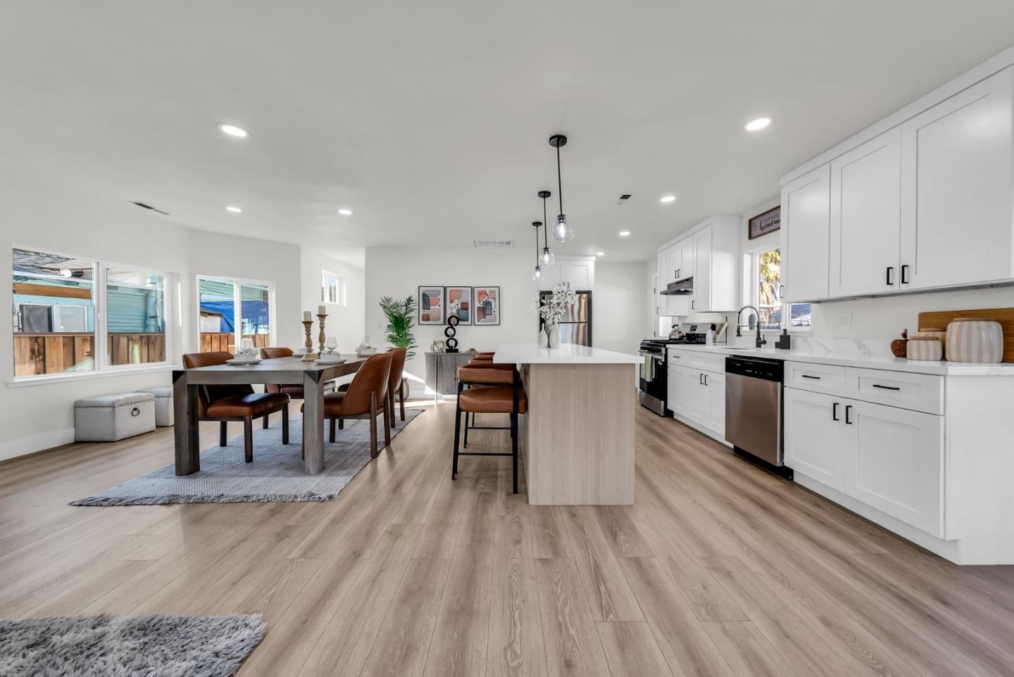 1539 San Fernando