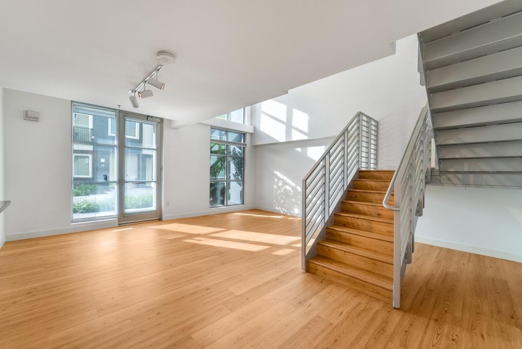 175 W Saint James ST 106 - Interior