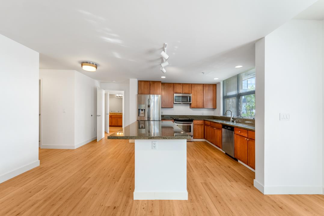175 W Saint James ST 106 - Bedroom