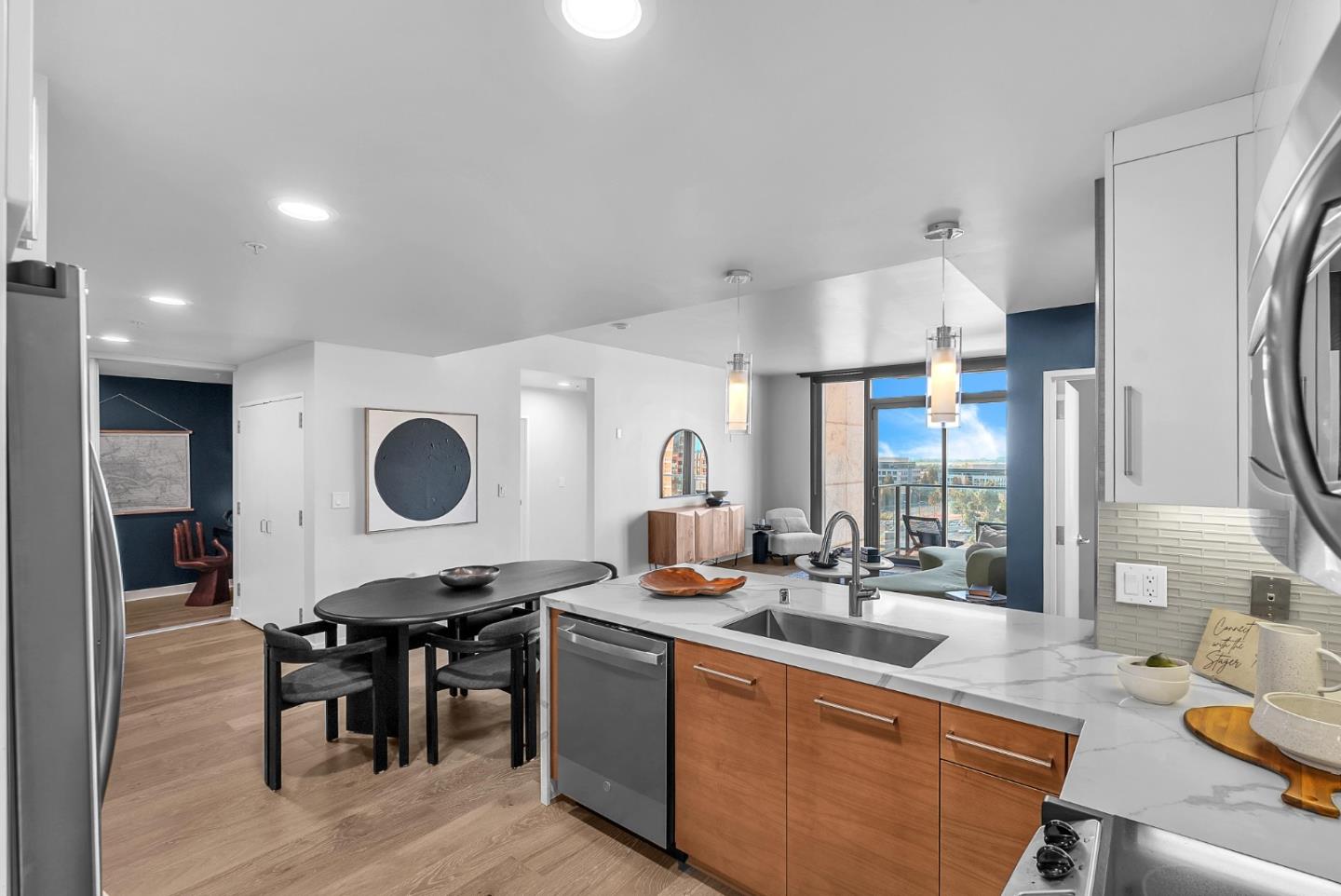 38 N Almaden BLVD 1115 - Interior