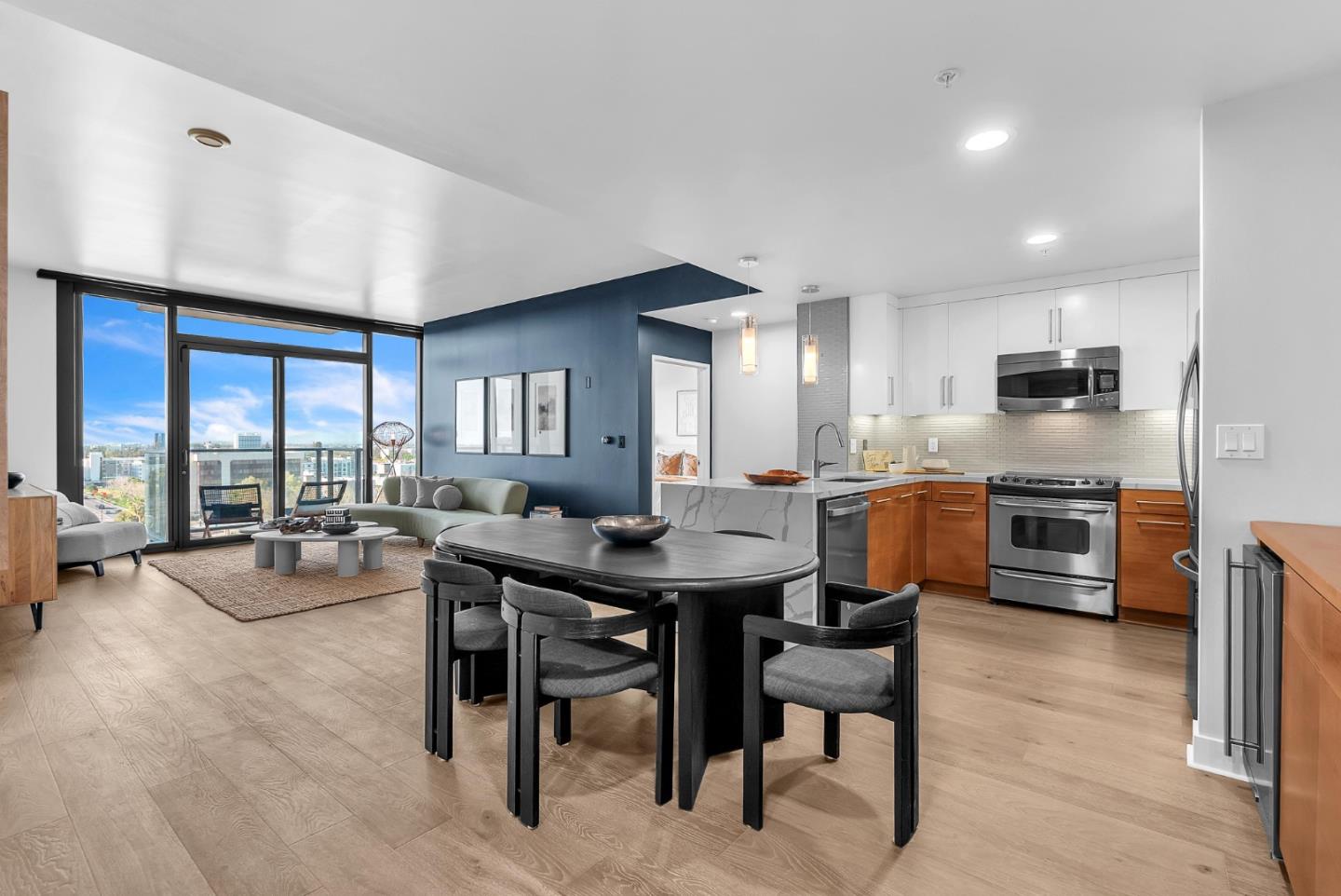38 N Almaden BLVD 1115 - Kitchen