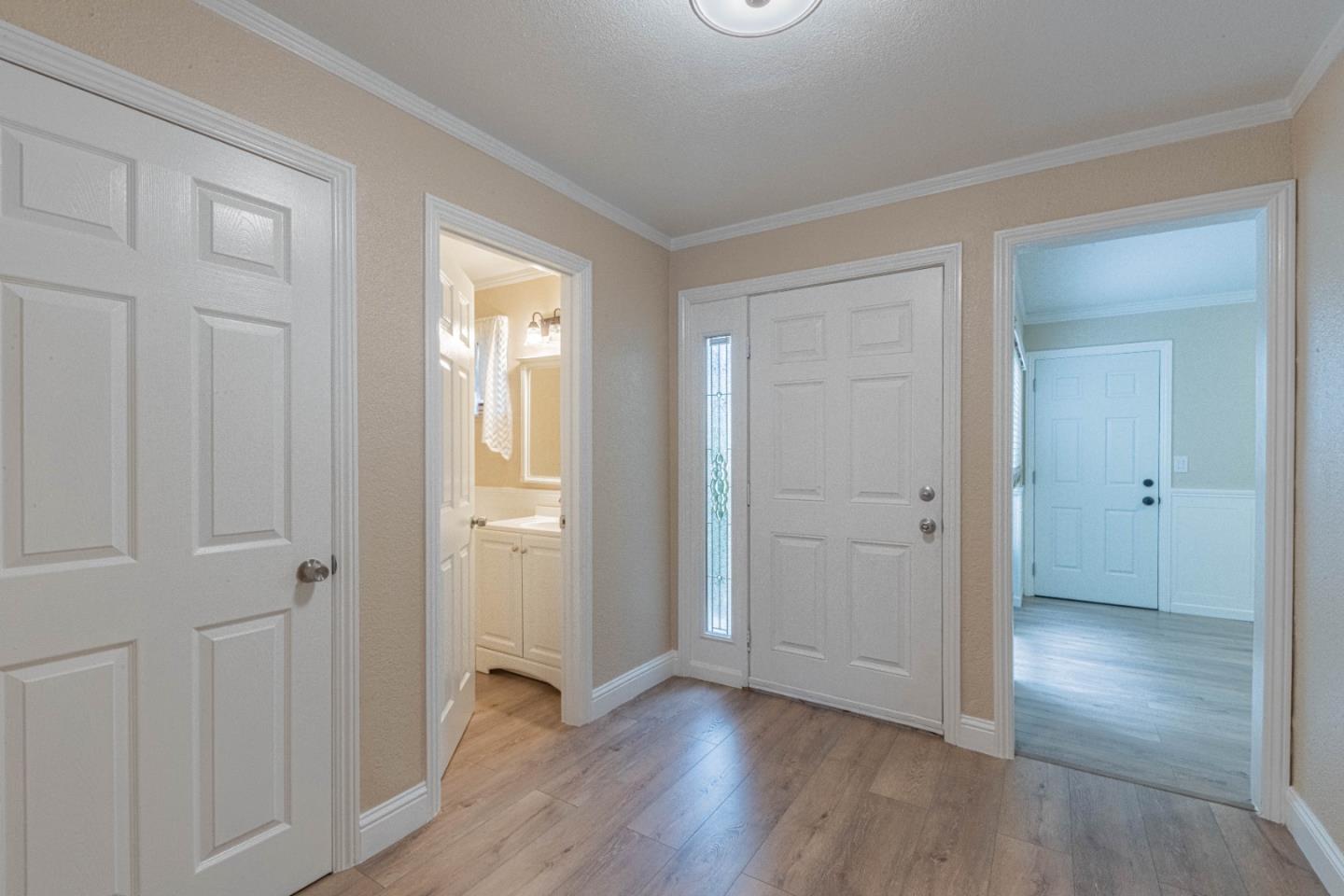 2112 Darnis CIR - Bedroom