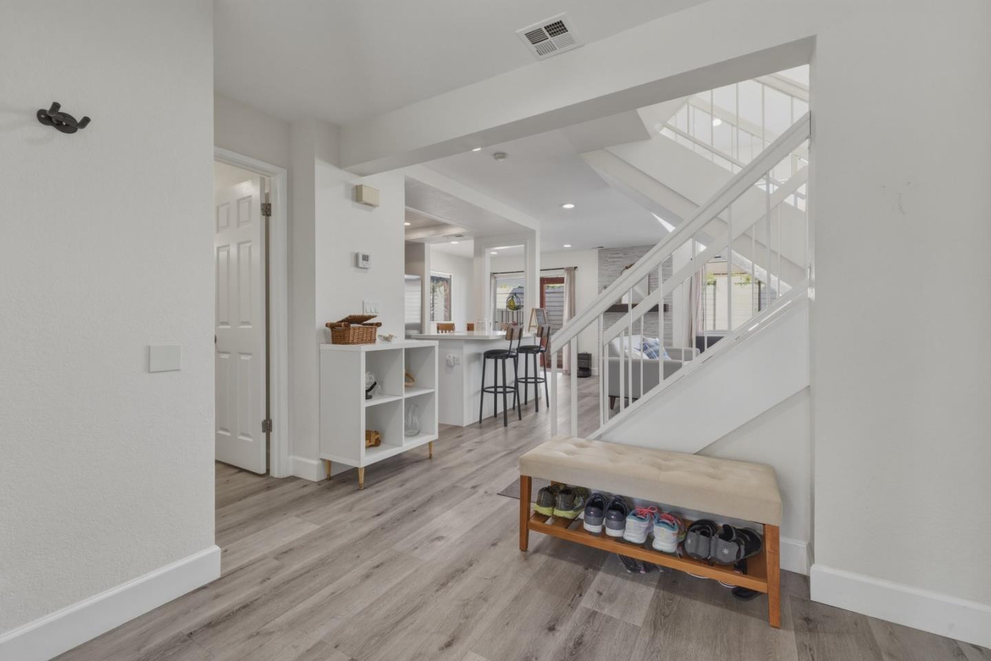 35 Terfidia LN - Kitchen