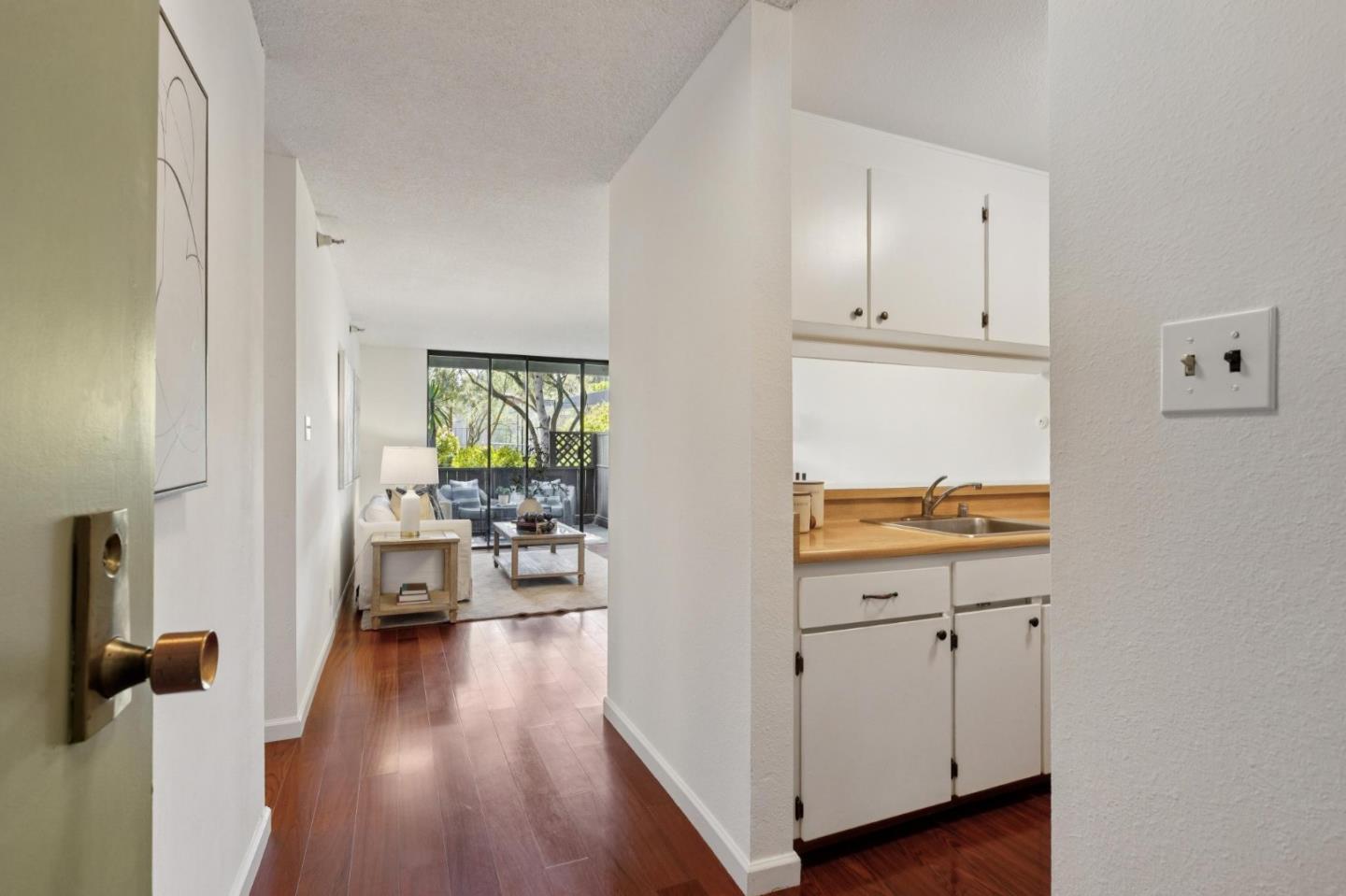 2101 Shelter Creek LN - Interior