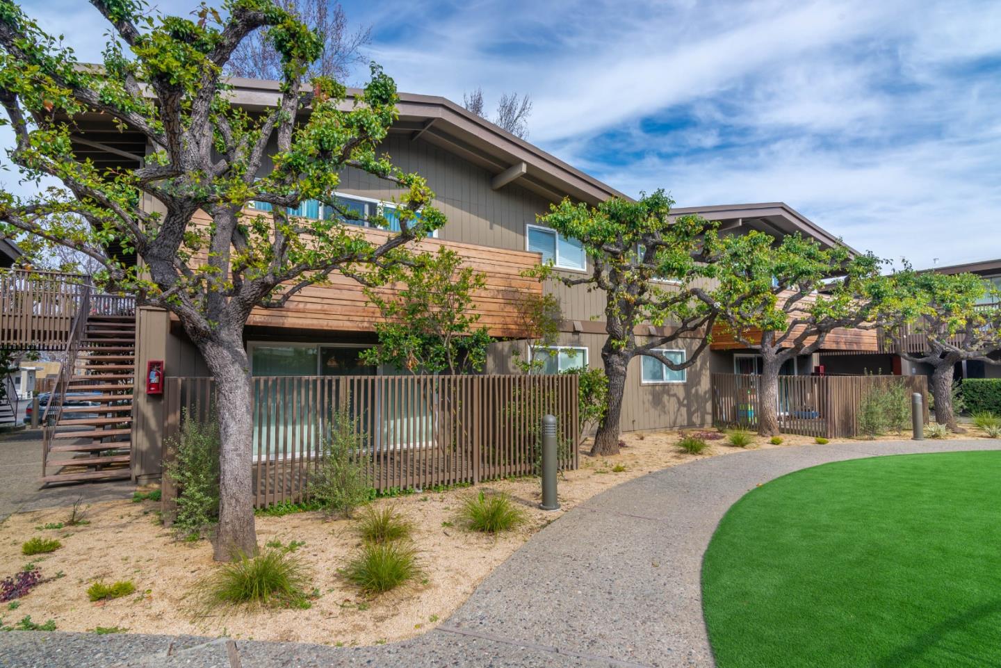1270 Coronado DR - Interior