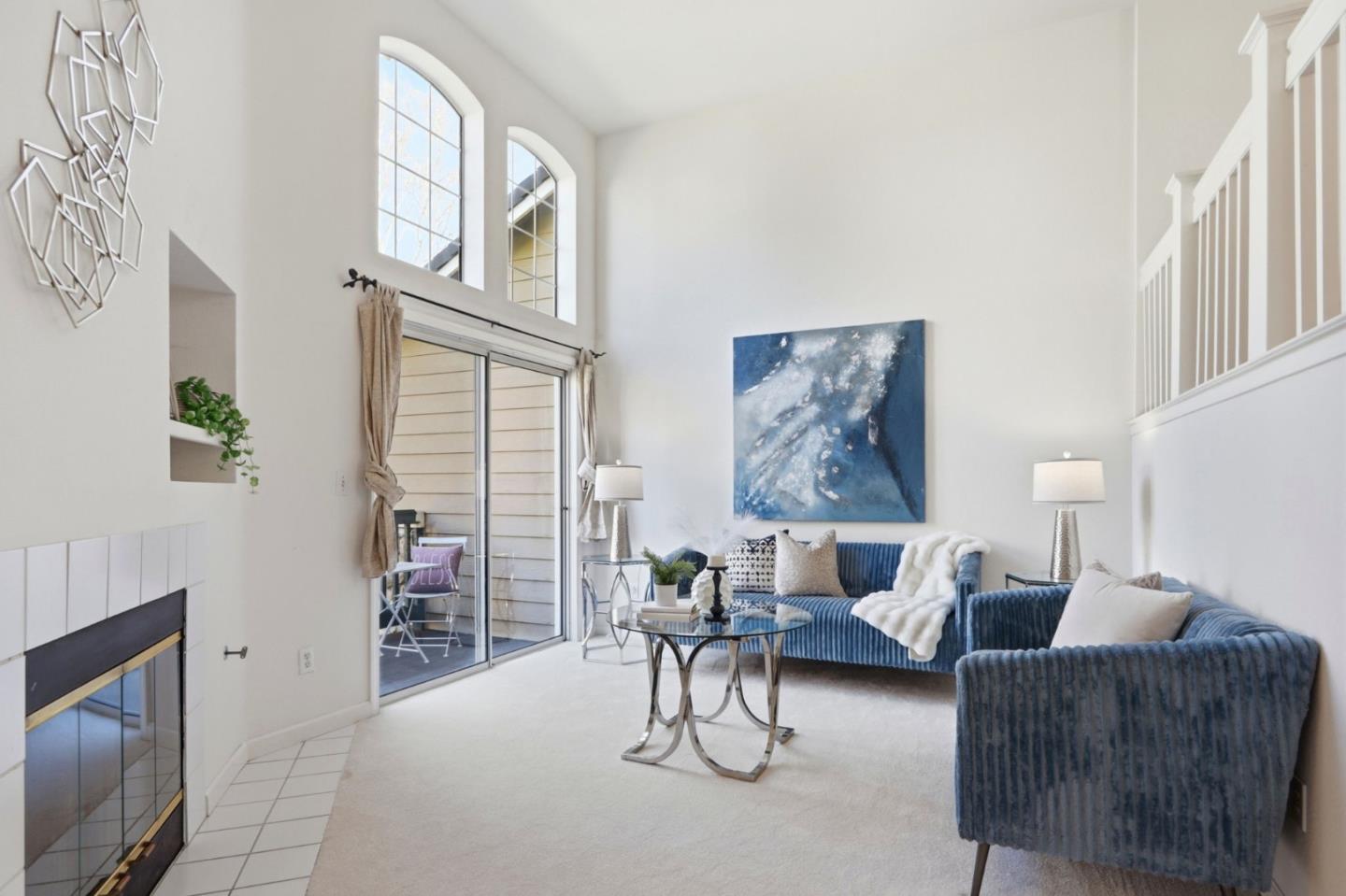1856 Elk Grove LNDG - Interior