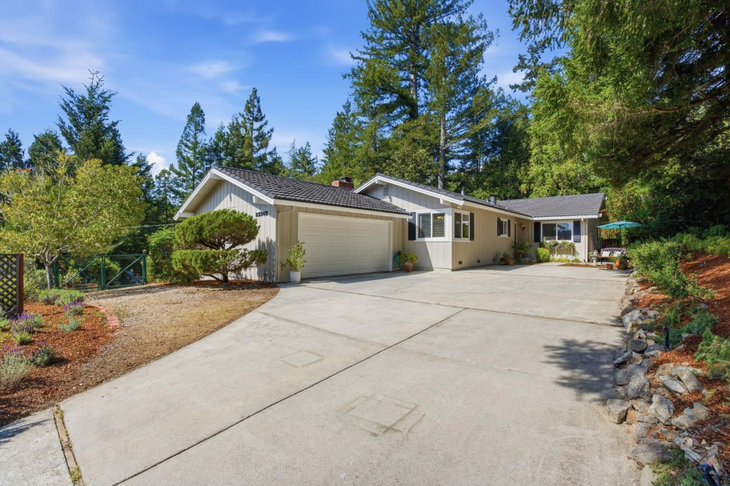 23349 Deerfield RD