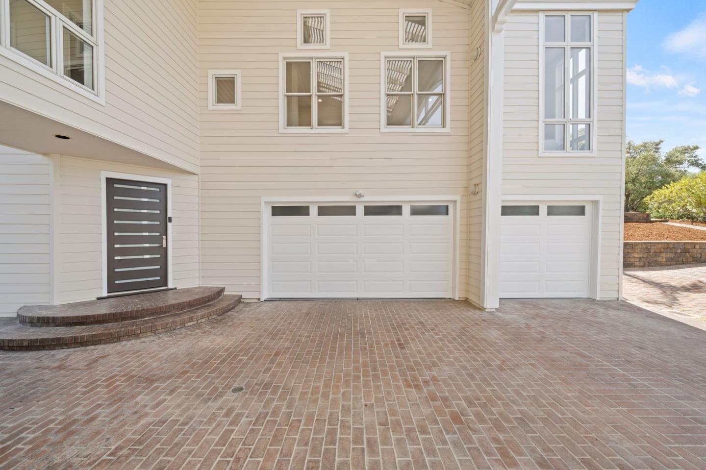 2698 Greenrock RD - Backyard