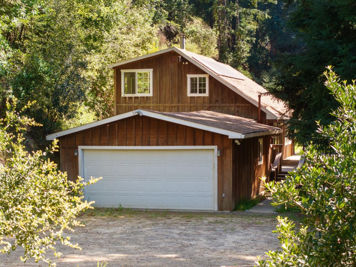 2950 Bear Canyon RD