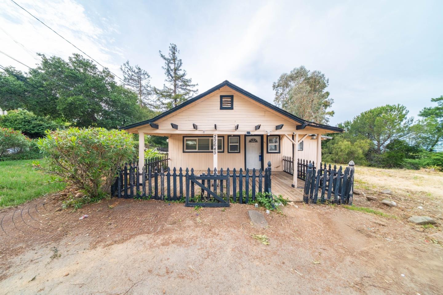 22645 San Juan RD - Living area