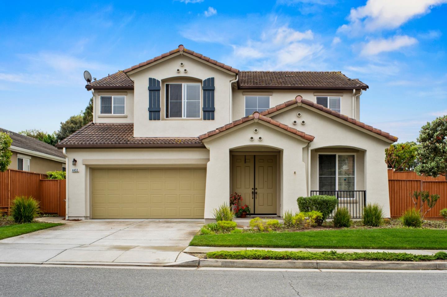4455 Ocean Heights CT
